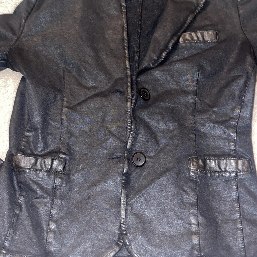 Baci Medium Jacket - Picture 3 of 6